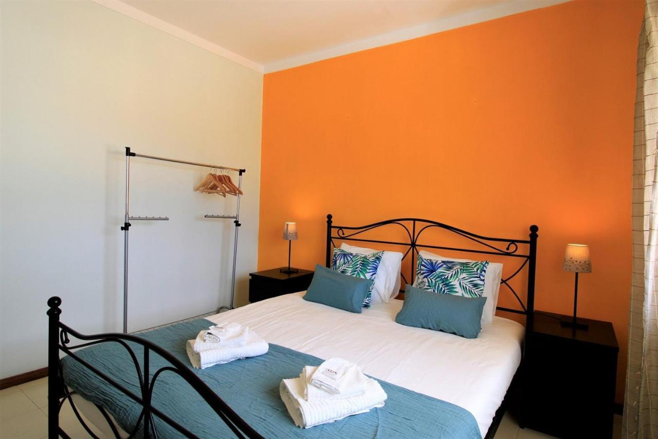 Portimao Classic With Pool By Homing Apartment อัลวอร์ ภายนอก รูปภาพ